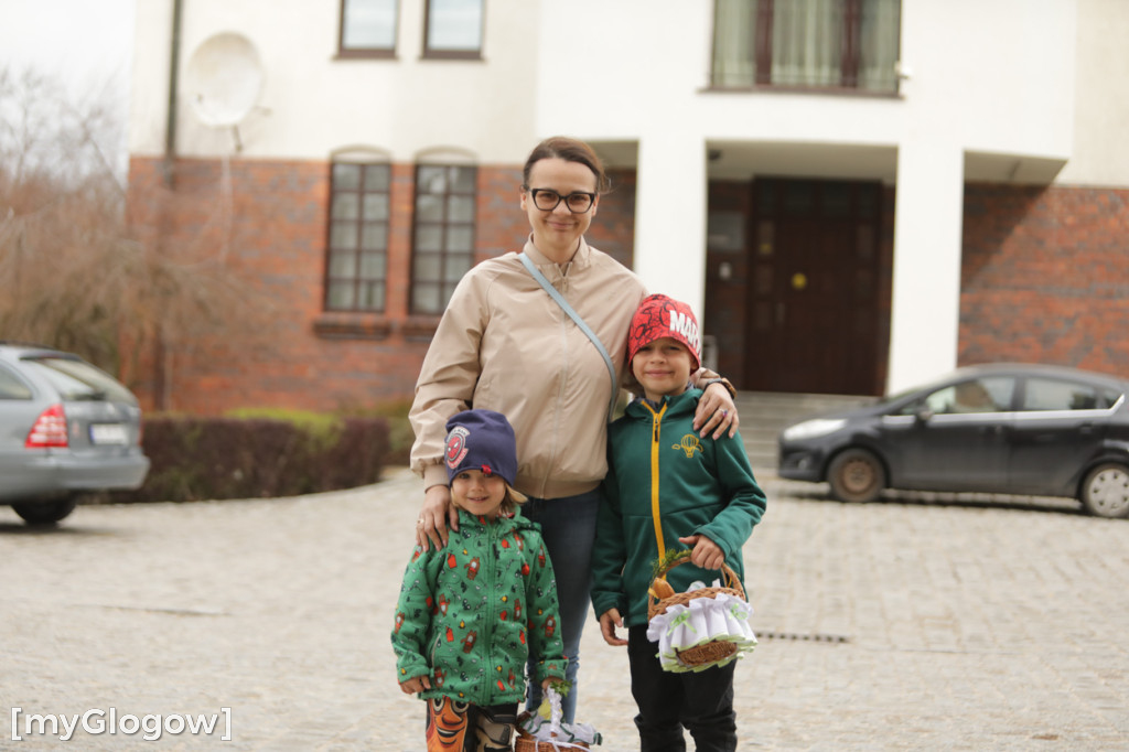 Dużo radości! Całe rodziny w kolegiacie