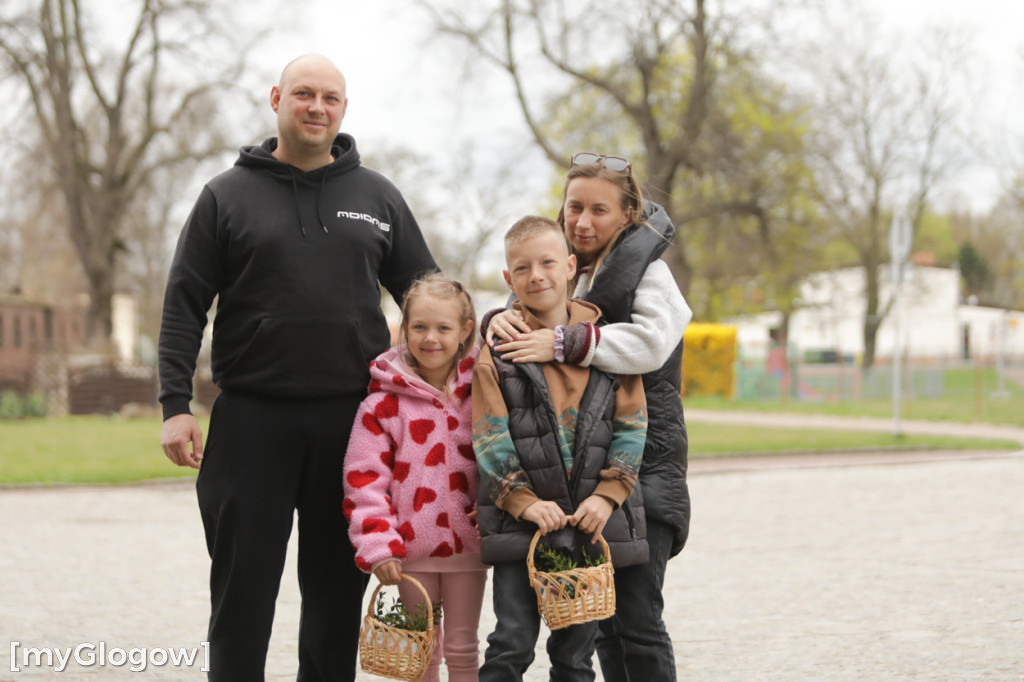 Dużo radości! Całe rodziny w kolegiacie