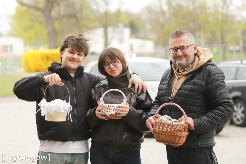Dużo radości! Całe rodziny w kolegiacie