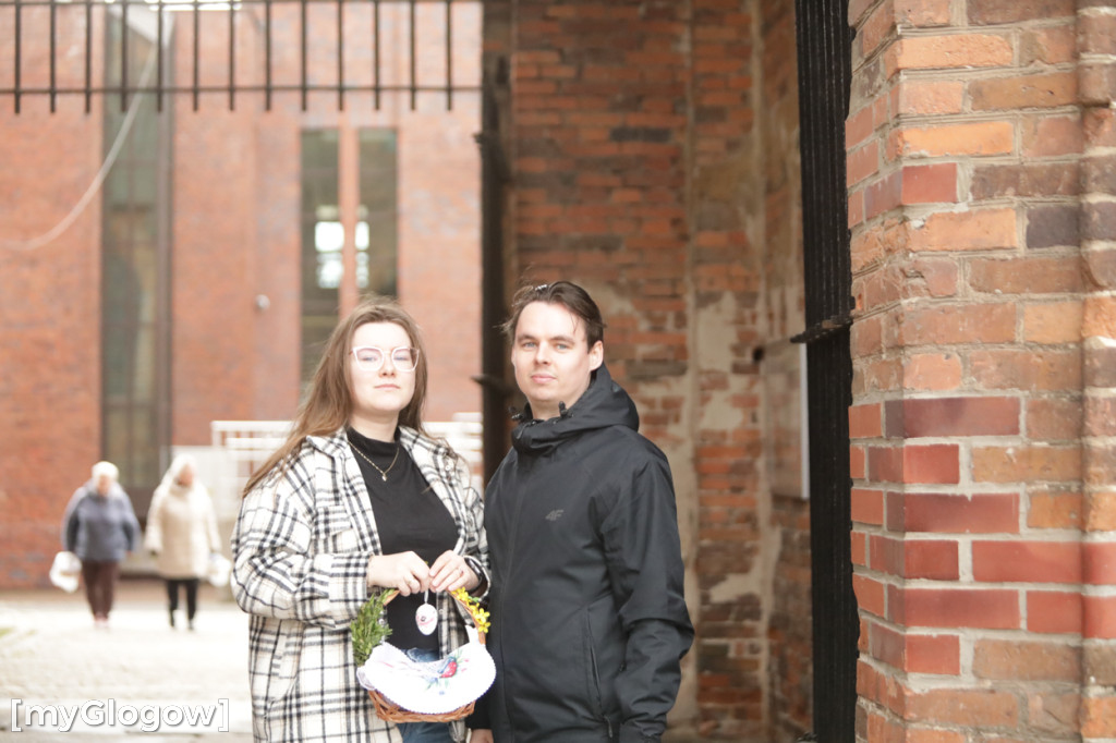 Dużo radości! Całe rodziny w kolegiacie