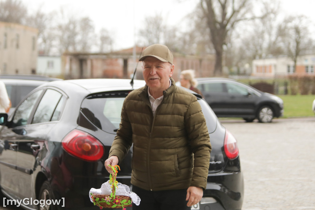 Dużo radości! Całe rodziny w kolegiacie