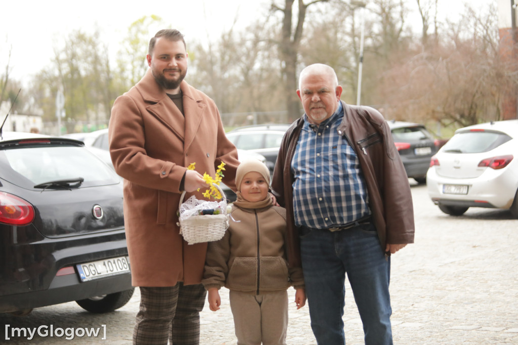 Dużo radości! Całe rodziny w kolegiacie
