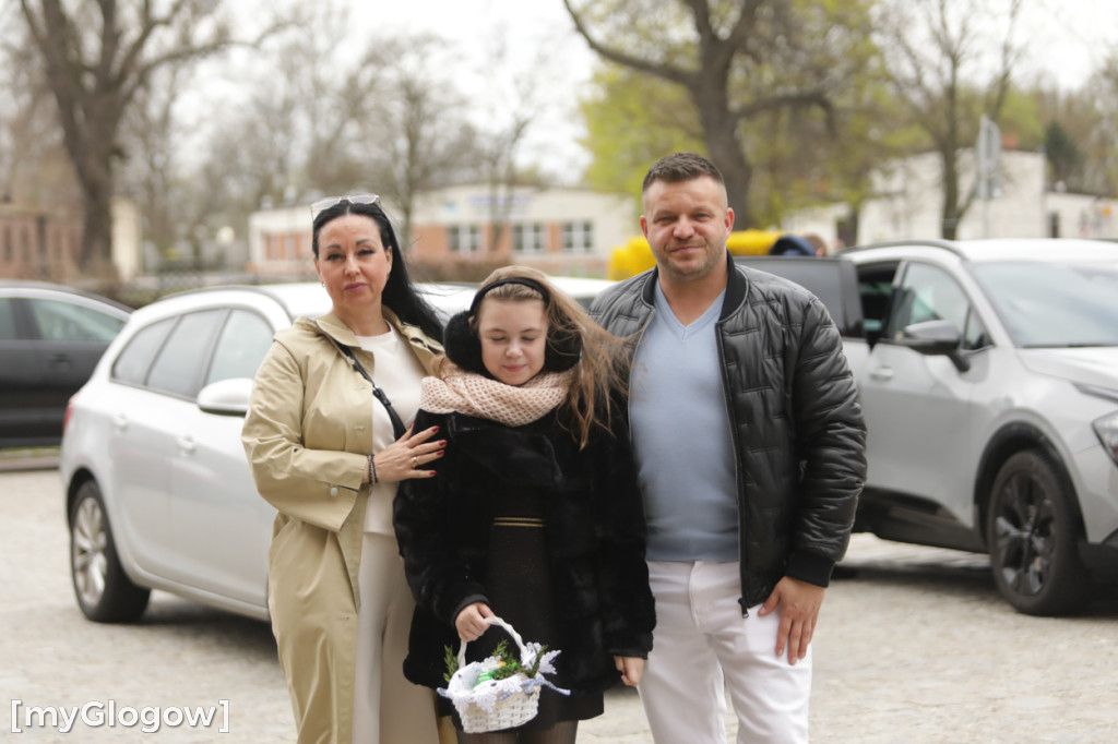 Dużo radości! Całe rodziny w kolegiacie