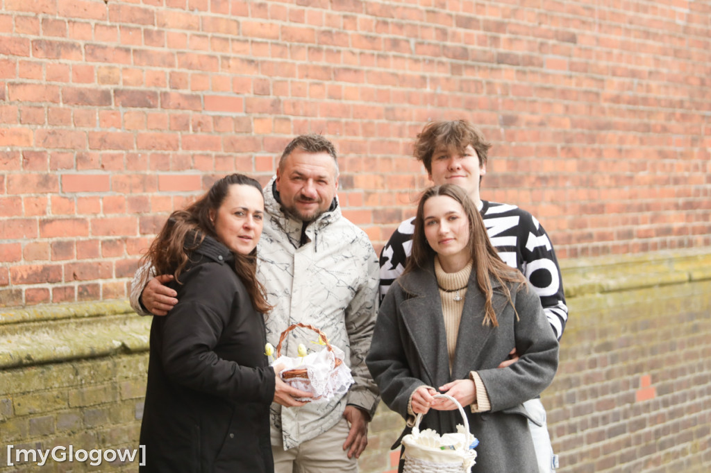 Dużo radości! Całe rodziny w kolegiacie