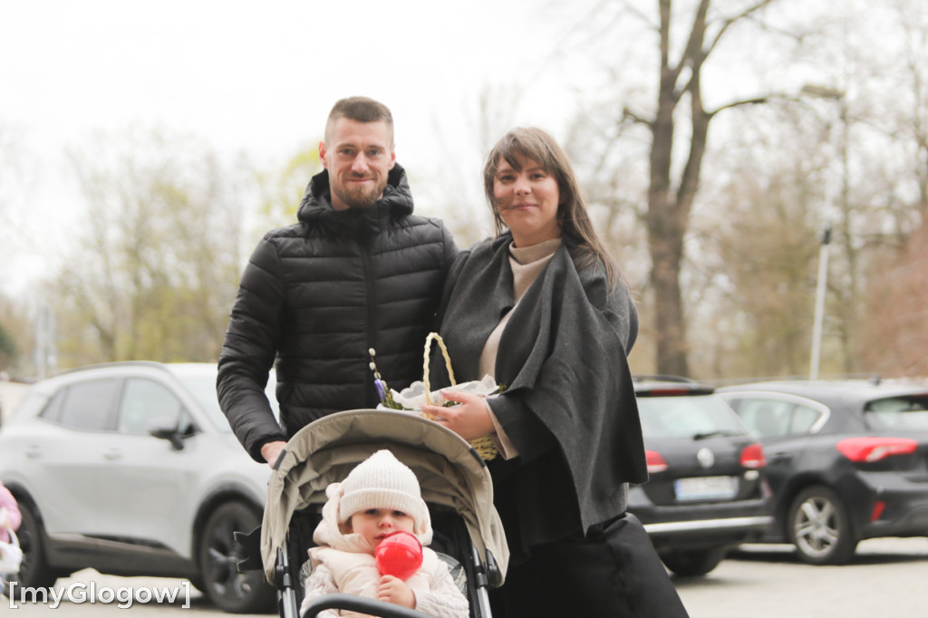 Dużo radości! Całe rodziny w kolegiacie