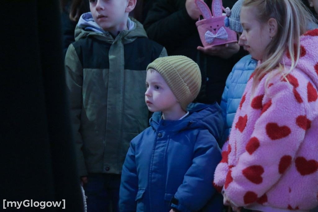 Dużo radości! Całe rodziny w kolegiacie