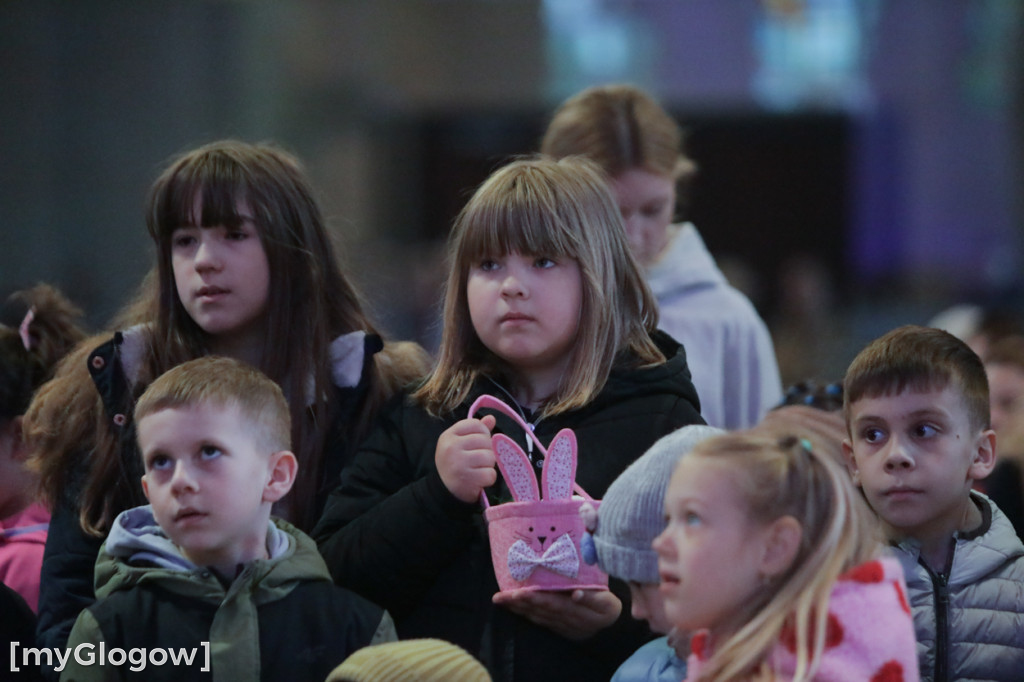 Dużo radości! Całe rodziny w kolegiacie