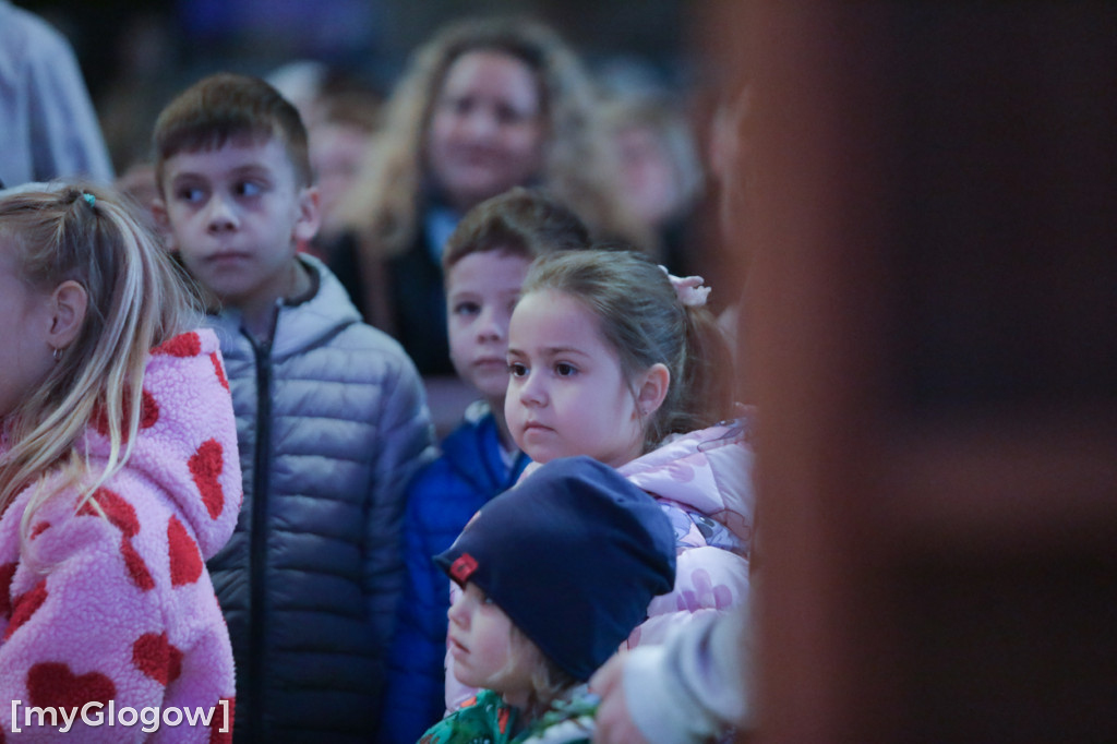 Dużo radości! Całe rodziny w kolegiacie