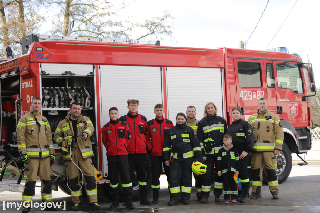 Strażacy ruszyli na mieszkańców w lany poniedziałek