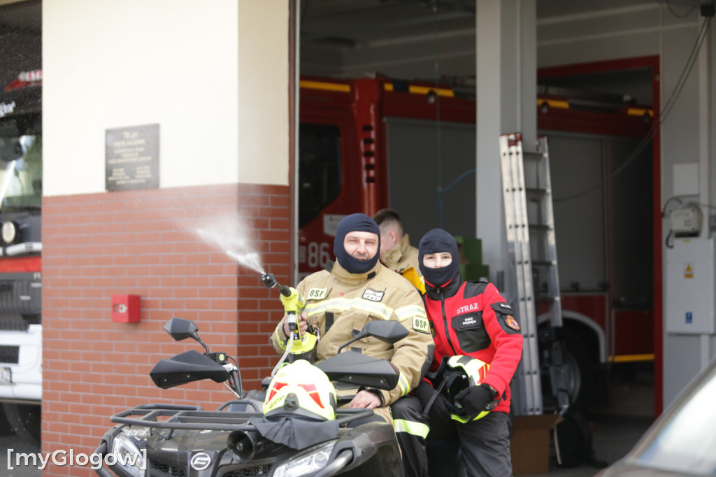 Strażacy ruszyli na mieszkańców w lany poniedziałek