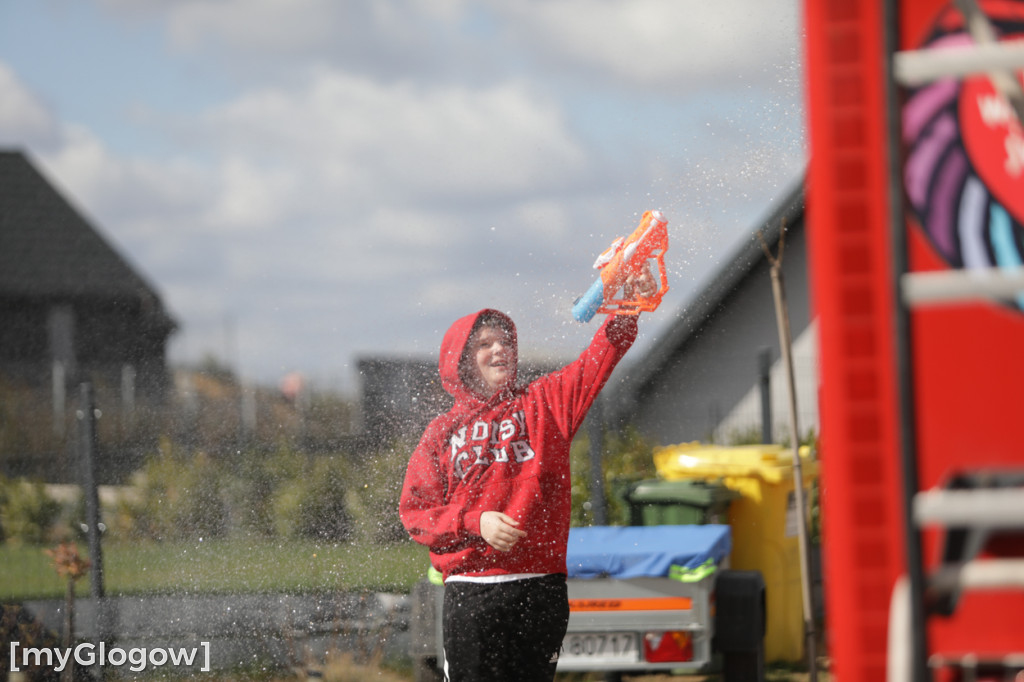 Strażacy ruszyli na mieszkańców w lany poniedziałek