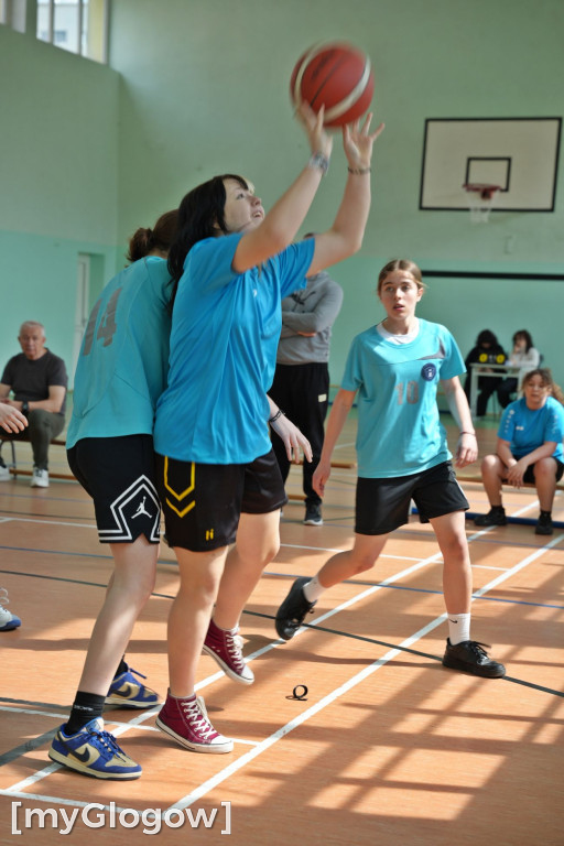 Turniej koszykówki w ZSTiO