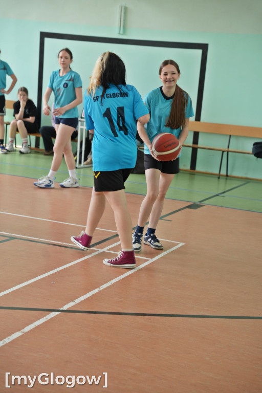 Turniej koszykówki w ZSTiO