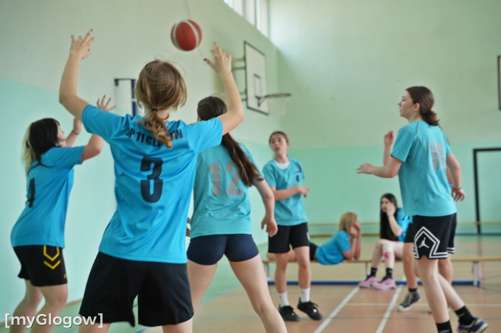 Turniej koszykówki w ZSTiO