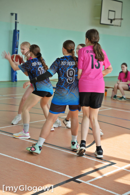 Turniej koszykówki w ZSTiO