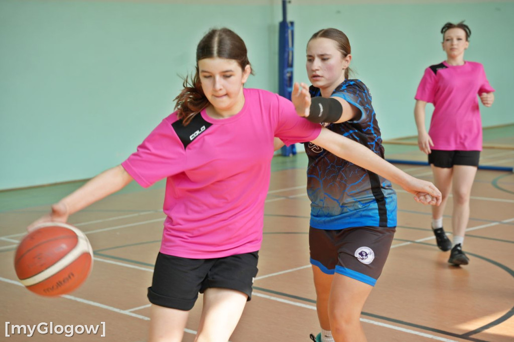 Turniej koszykówki w ZSTiO