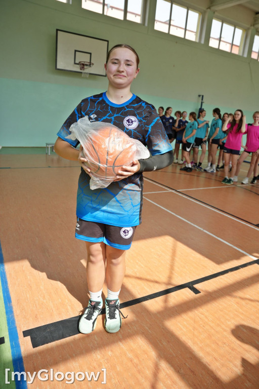 Turniej koszykówki w ZSTiO