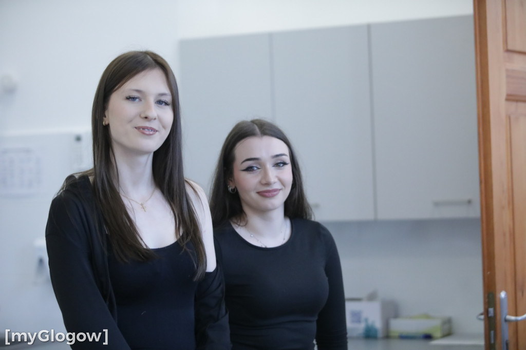 Aż 800 uczniów szturmuje uczelnię w Głogowie