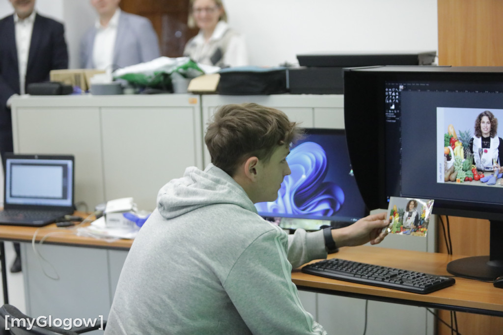 Aż 800 uczniów szturmuje uczelnię w Głogowie