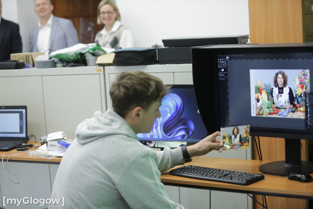 Aż 800 uczniów szturmuje uczelnię w Głogowie