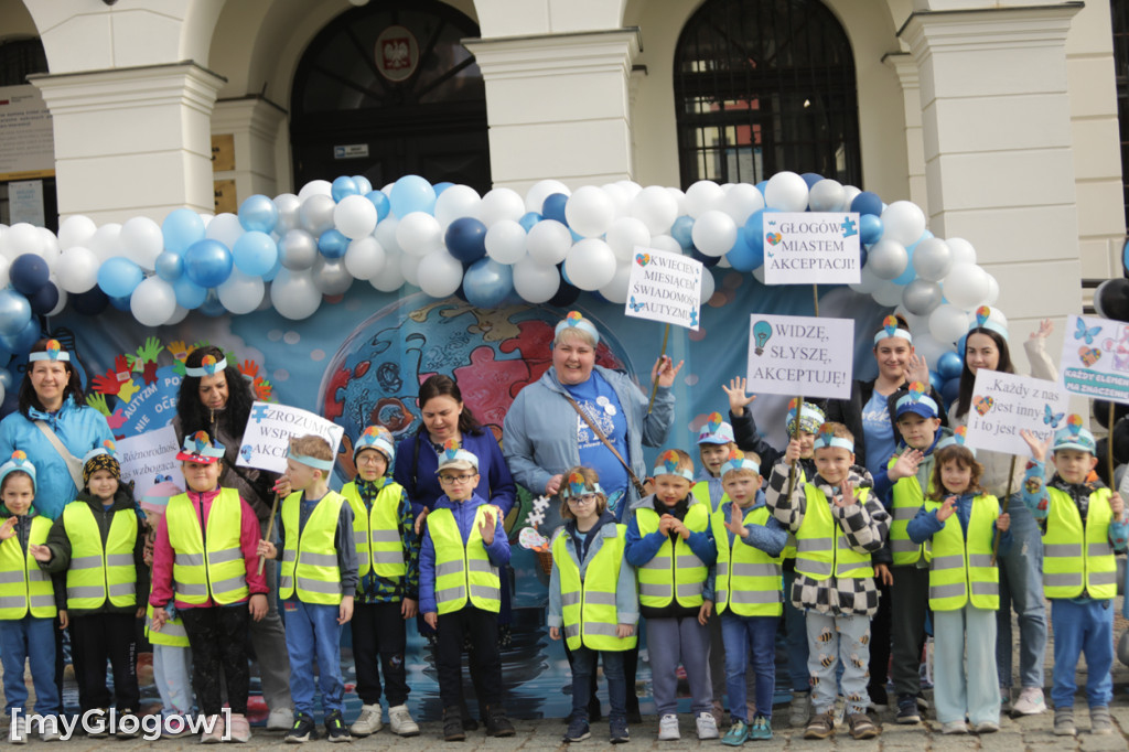 Niebieski marsz. Widzę, słyszę i akceptuję