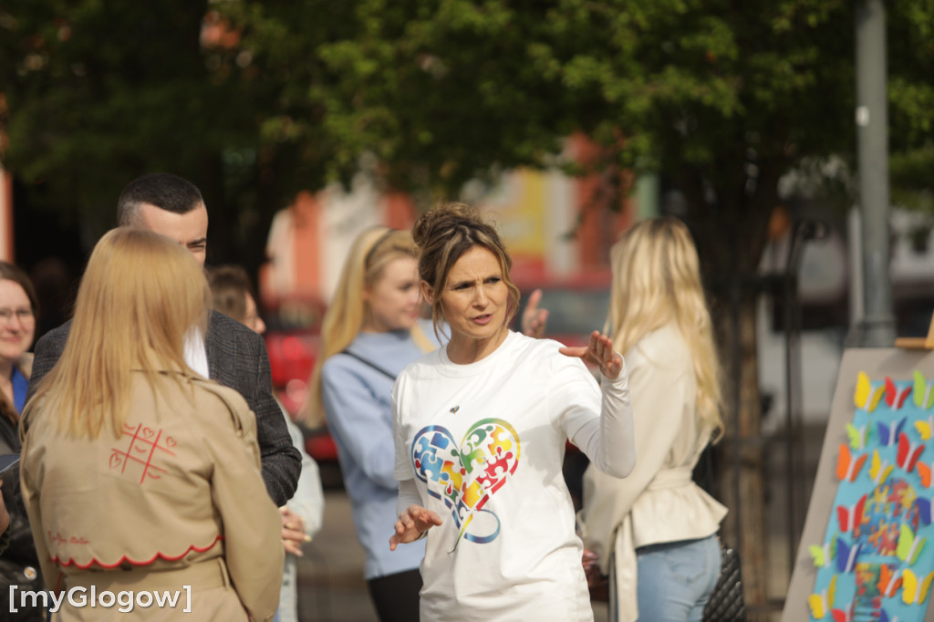 Niebieski marsz. Widzę, słyszę i akceptuję