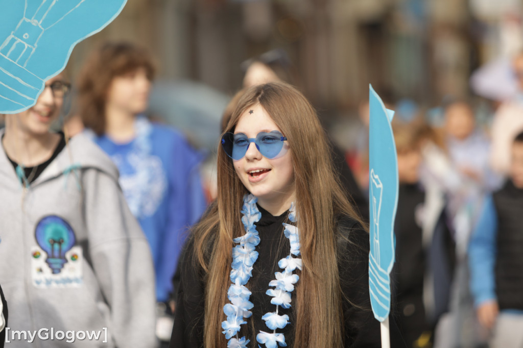 Niebieski marsz. Widzę, słyszę i akceptuję