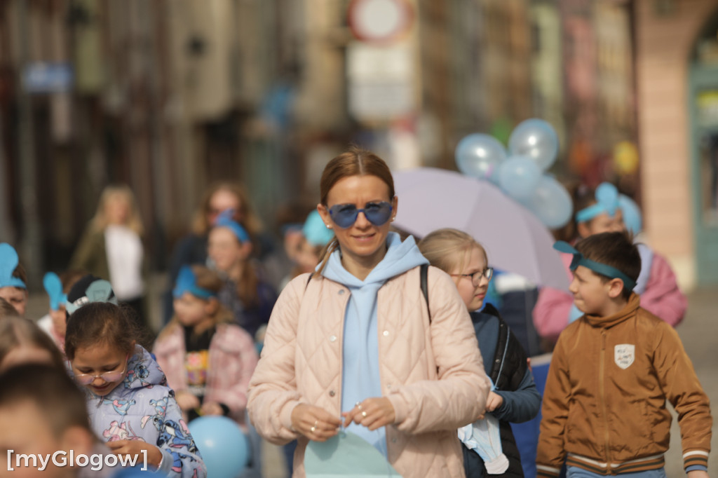 Niebieski marsz. Widzę, słyszę i akceptuję