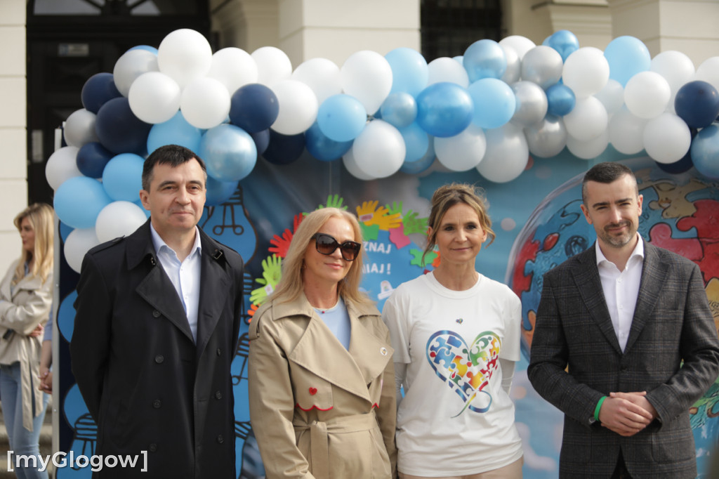 Niebieski marsz. Widzę, słyszę i akceptuję