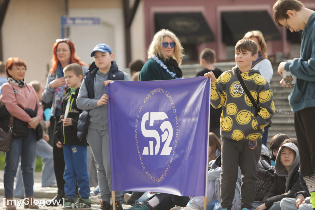 Niebieski marsz. Widzę, słyszę i akceptuję