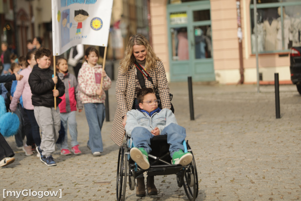 Niebieski marsz. Widzę, słyszę i akceptuję