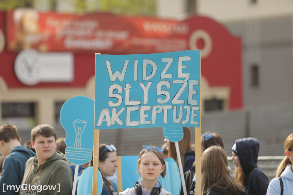 Niebieski marsz. Widzę, słyszę i akceptuję