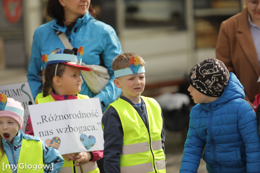 Niebieski marsz. Widzę, słyszę i akceptuję