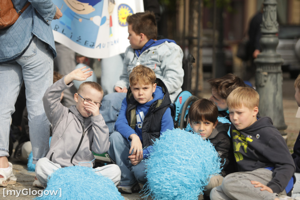 Niebieski marsz. Widzę, słyszę i akceptuję