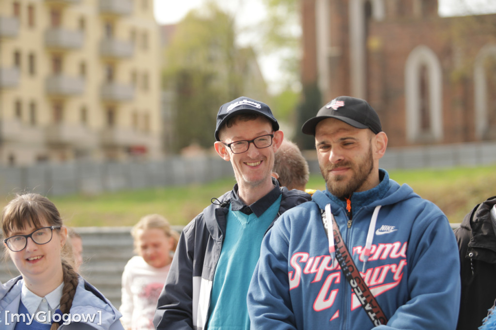 Niebieski marsz. Widzę, słyszę i akceptuję