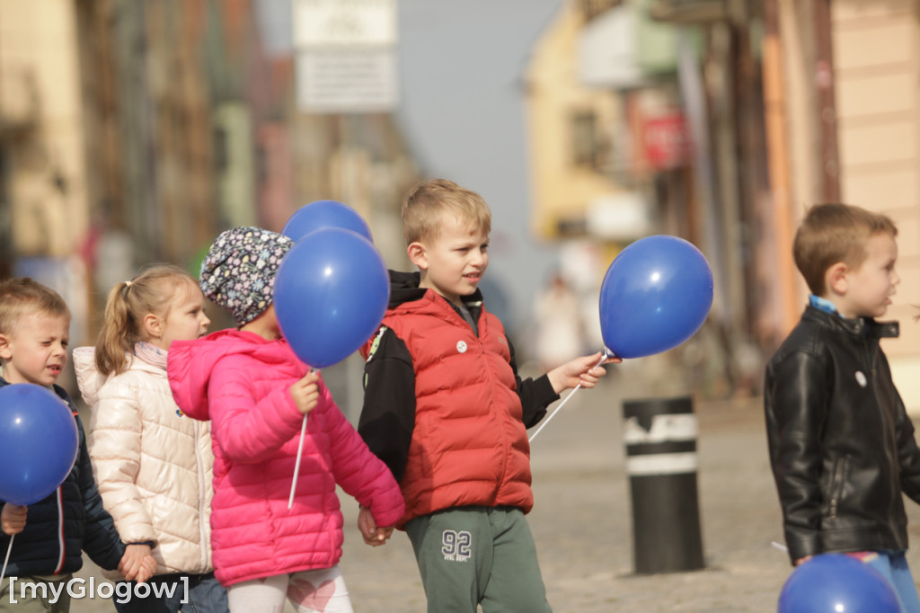 Niebieski marsz. Widzę, słyszę i akceptuję