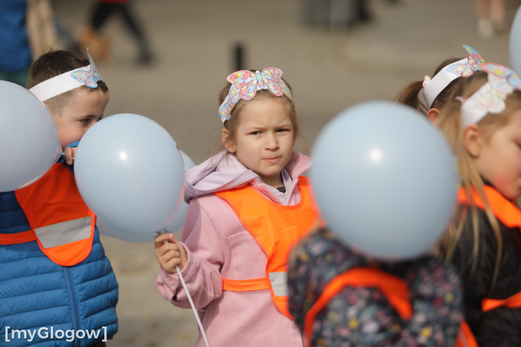 Niebieski marsz. Widzę, słyszę i akceptuję