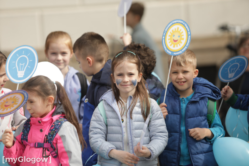 Niebieski marsz. Widzę, słyszę i akceptuję
