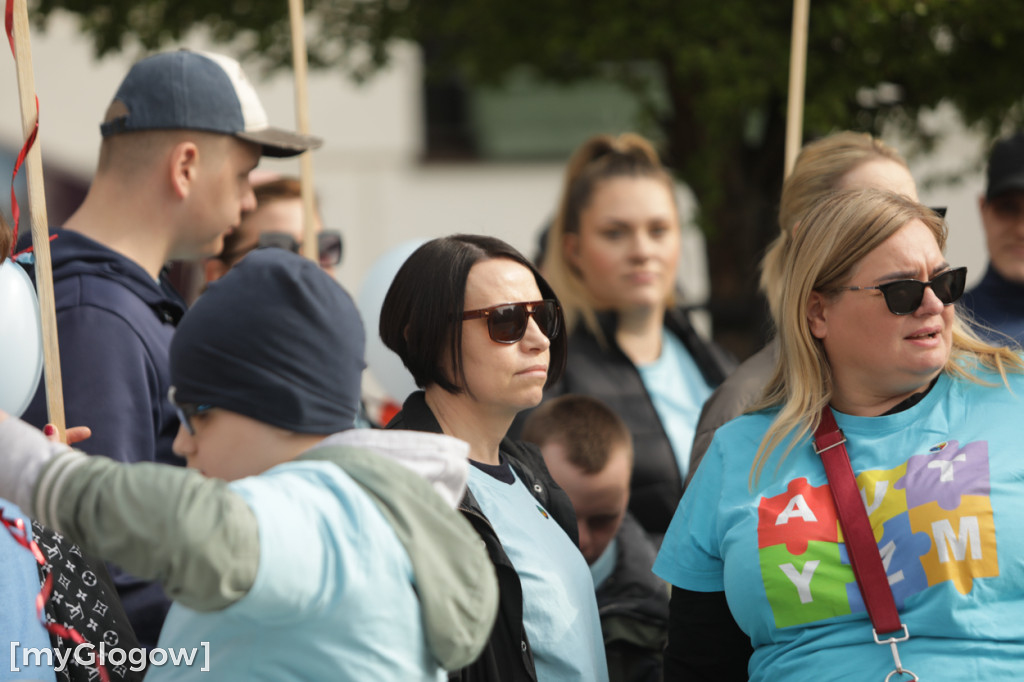 Niebieski marsz. Widzę, słyszę i akceptuję