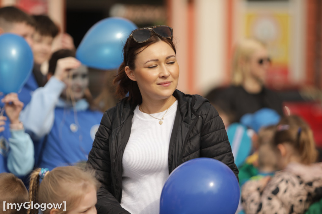 Niebieski marsz. Widzę, słyszę i akceptuję