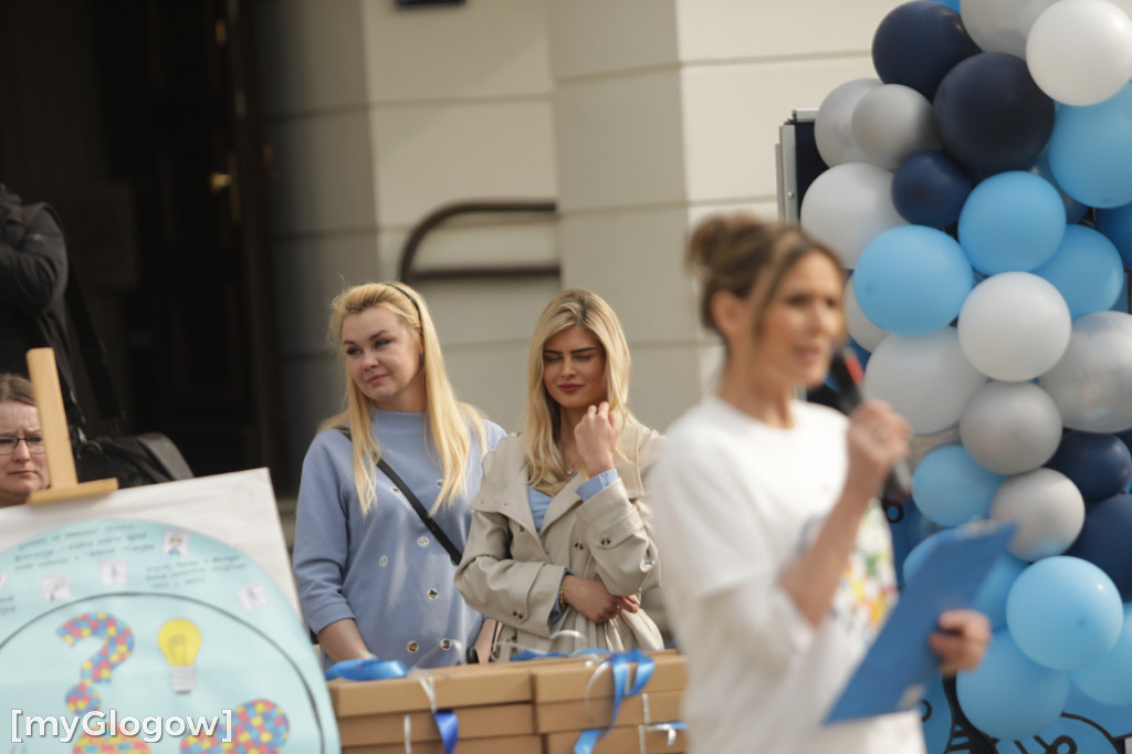 Niebieski marsz. Widzę, słyszę i akceptuję