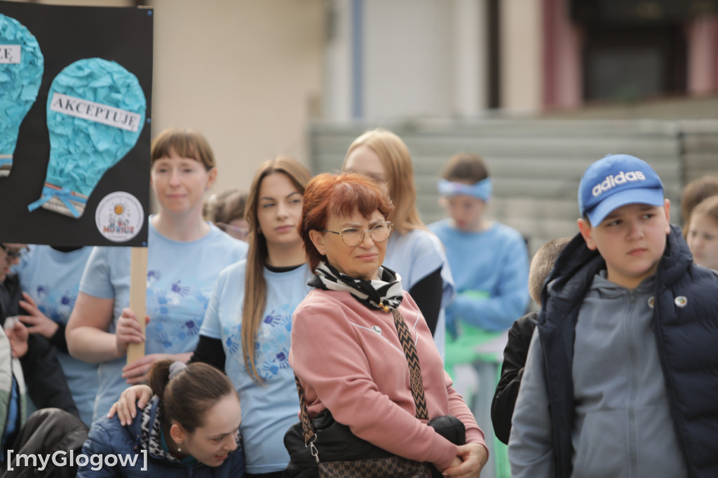 Niebieski marsz. Widzę, słyszę i akceptuję