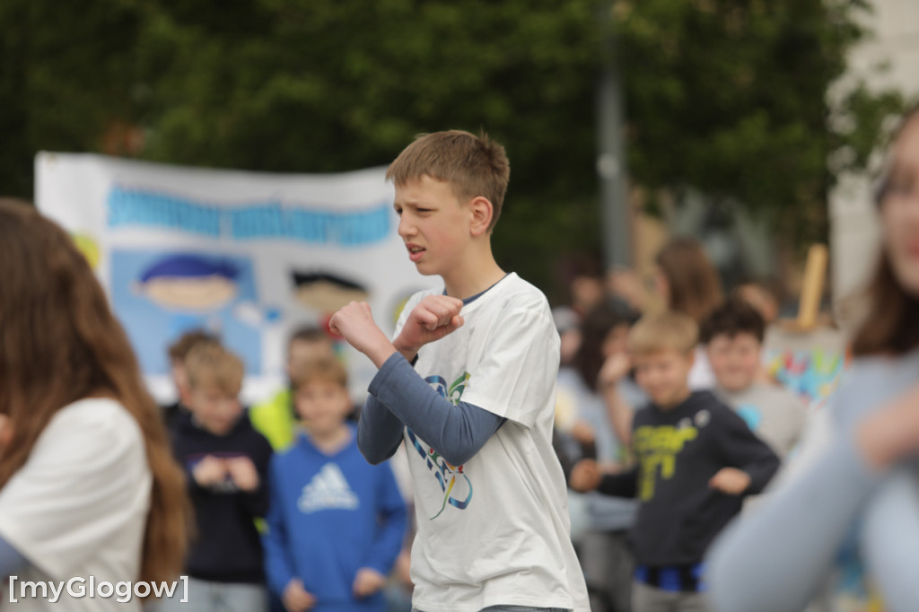Niebieski marsz. Widzę, słyszę i akceptuję