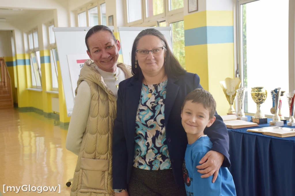 Wracają po latach do swoich ławek