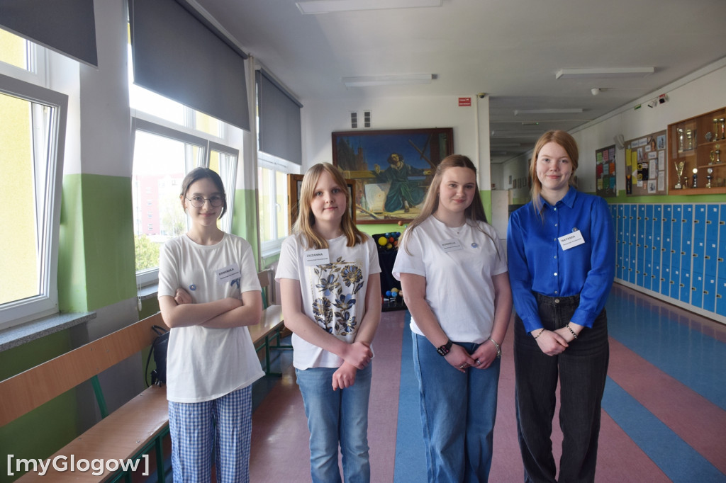 Wracają po latach do swoich ławek