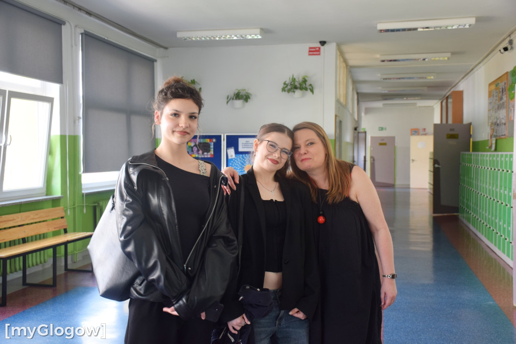 Wracają po latach do swoich ławek