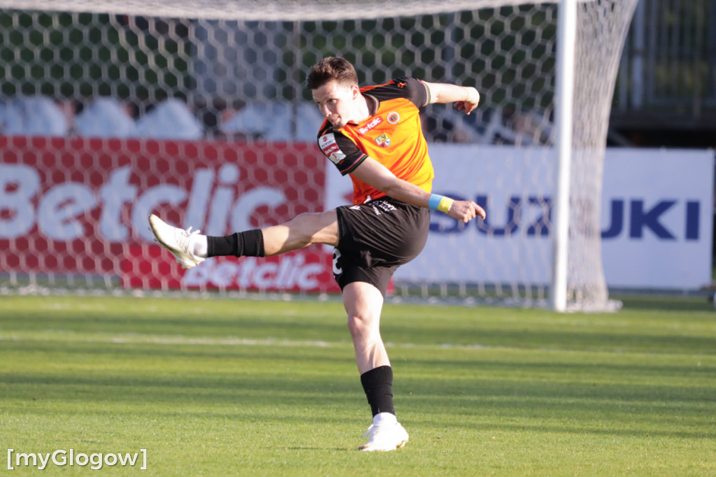 Chrobry pokonał Stal!