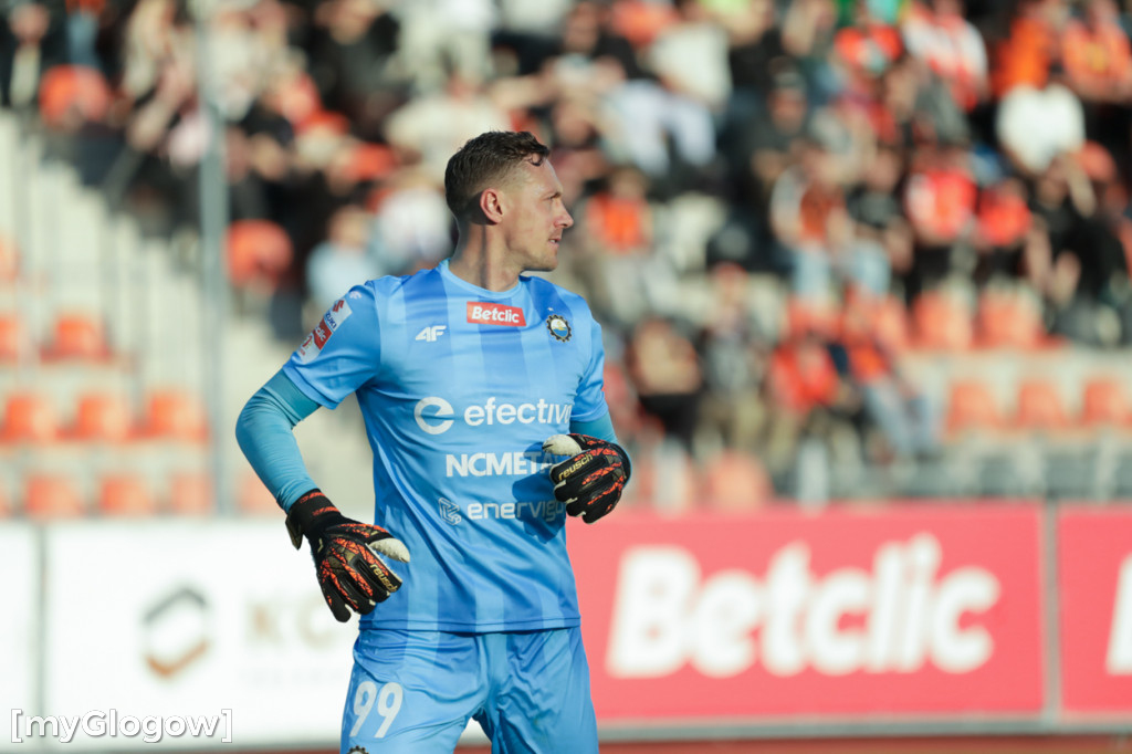 Chrobry pokonał Stal!