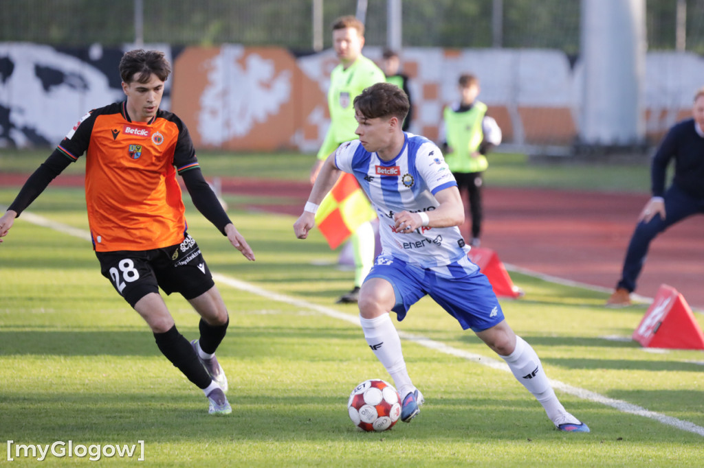 Chrobry pokonał Stal!