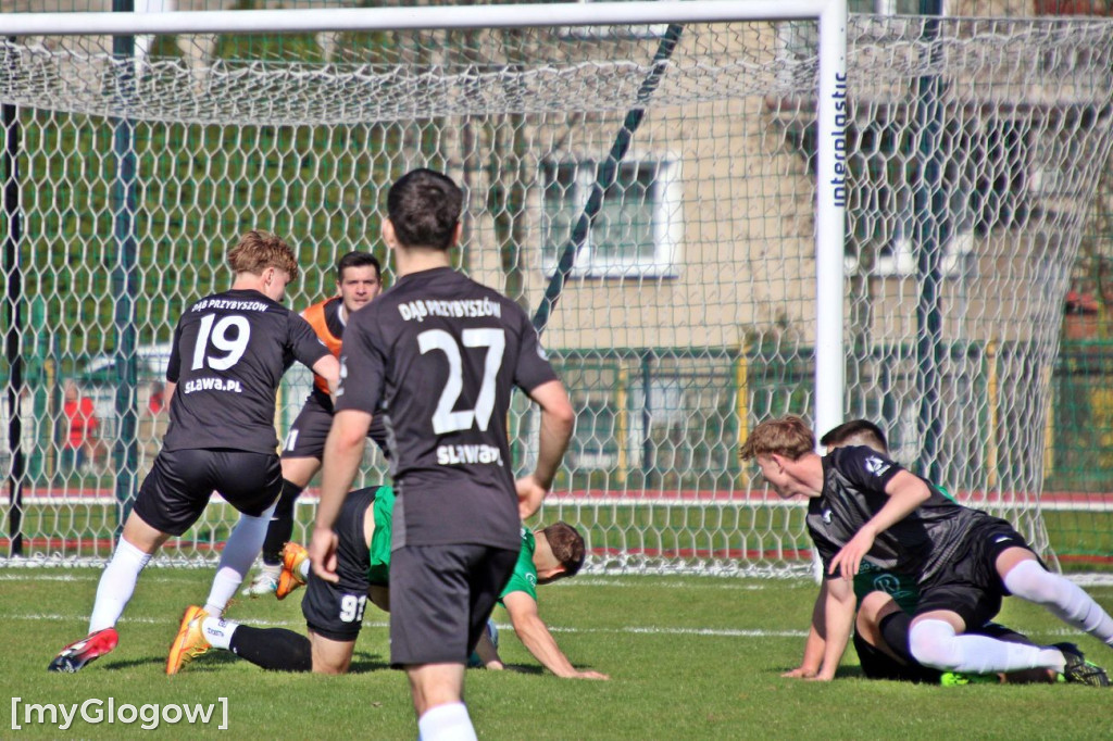 Porażka na własnym stadionie